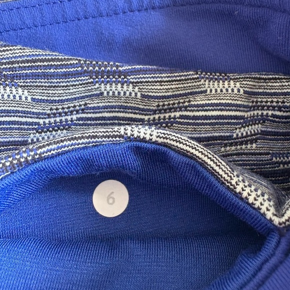 Lululemon Wunder Under Crop | Size 6 - Picture 6 of 6